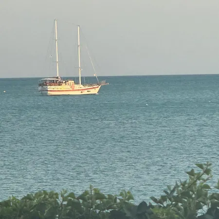 アパート за гости октопод к-кс карпе дием *