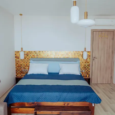 за гости октопод к-кс карпе дием アパート