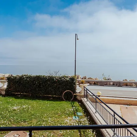 アパート за гости октопод к-кс карпе дием